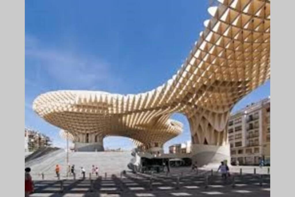 Cheap & Chic In The Center Of Sevilla Exteriör bild